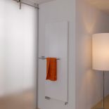 Grzejnik z wieszakiem, Jade. Ciepło jest piękne: 20 grzejników, które dekorują wnętrza