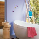 Jak niebo przed burzą: błękity z kolekcji Dulux Diamond Satin Venetian Crystal 6 i Matt Atlantic Surf 4. DULUX