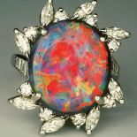 Jak płótno Jacksona Pollocka: siedmioipółkaratowy czarny opal z Lightning Ridge, Australia