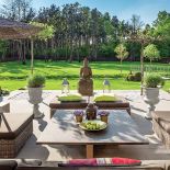 Jak urządzić dom w eleganckim stylu francuskim i połączyć go z orientalnymi dodatkami? Zobaczcie dom Oli, która pomysły na