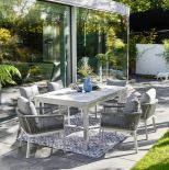 jak urządzić mały taras przed domem