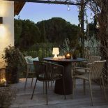 jak urządzić mały taras przed domem