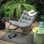 jak umeblować taras przed domem