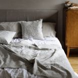 Sypialnia w stylu wabi-sabi, fot. apuankankurit.fi