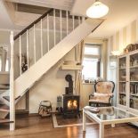 jak zaaranżować miejsce pod schodami