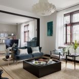 jak wieszać firany w salonie