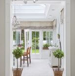 biała kuchnia w stylu francuskim