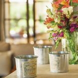 Jeśli gdziekolwiek na ziemi jest raj, to Bettina właśnie go znalazła. W swoim domu na Majorce, w małej wsi