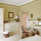 Jeśli kokardki namalujecie w sypialni nad łóżkiem, będą wyglądały jak romantyczny baldachim, jeśli zrobicie z