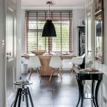 Joanna kupiła je w opłakanym stanie, ale zaprzyjaźniony stolarz zrobił z niego prawdziwe cacuszko.