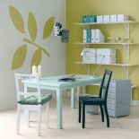 Kącik do pracy w świeżych, pastelowych zieleniach i turkusach. DYRUP