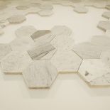 Kamień – surowiec znany od wieków, triumfalnie wraca do wnętrz nie tylko jako cenny materiał o wyjątkowej trwałości, ale