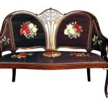 Kanapa w stylu secesji angielskiej, Anglia, ok. 1900 r., REMPEX.