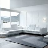 Kanapa z regulowanymi zagłówkami SANIMEX.