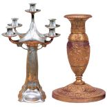Kandelabr z cyny Kayserzinn w stylu art nouveau, ok. 1890 r., Niemcy. Świecznik z brązu złoconego, I poł. XIX