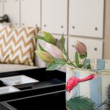 Kiedyś Maria Boccuni urządzała domy na bogato, dziś jest bardziej oszczędna. Została jej za to słabość do tkanin. Tym