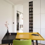 Klasyczne wnętrze ożywione ciekawymi detalami w intensywnych kolorach.