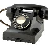 Klasyczny telefon z lat 40. Historia telefonu