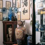 Kolekcja naczyń i grafik. Słabość do Dalekiego Wschodu