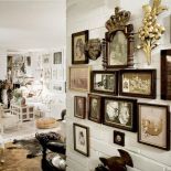 Kolekcja pamiątkowych zdjęć. Domowa scenografia