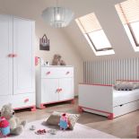 Kolekcja Toto ma inspirować dziecięcą wyobraźnię. Proste i eleganckie wzornictwo i jasna, stonowana kolorystyka zamieniają