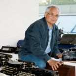 kolekcjoner maszyn do pisania. Historia maszyny do pisania