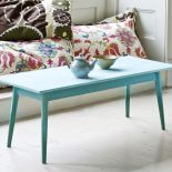 STOLIK Z EFEKTEM OMBRE, pomalowany farbami kredowymi w odcieniach Amsterdam Green, Provence i Old White,