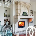 Kominek w salonie waży dwie tony - wymagał wzmocnienia stropu.