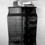 Komoda Bombato na wysoki połysk – 8635 zł. MEBLONOWAK