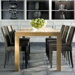 Kosztuje 9715 zł, krzesło Edward w cenie 1840 zł. DECOLOR