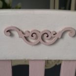 Zrób to sam: krzesło w stylu shabby chic