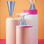 kolorowe szklanki i kieliszki do drinków