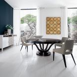 Krzesła Waldorf z litego buku – od ok. 4300 zł, SELVA