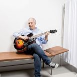 Kuba Sienkiewicz. Kuba Sienkiewicz - neurolog z gitarą