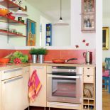 Kuchnia podkoloryzowana przez właścicieli.