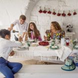 Maria Grazia z rodziną w swojej włoskiej restauracji