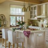 kuchnia z wyspą w stylu angielskim