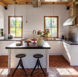 kuchnia w stylu rustykalnym aranżacja