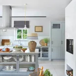kuchnia z nietypową wyspą