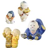 Lalki typu gosho ningyo, zwane lalkami białej chryzantemy ze względu na jasne buzie, współczesne, Chłopiec i dziewczynka z