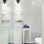 Biały dom z odrobiną beżu