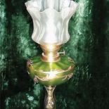 Lampa naftowa, Francja, ok. 1900 r., cw 1350 zł, niesprzedana, DESA.