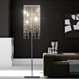 Lampa stojąca z kolekcji Venezia z kryształków Swarovskiego. CATTELAN ITALIA