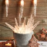 Lampki w kształcie sopli lodu. Magia świąt w blasku światełek