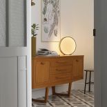 lampa stojąca do salonu styl minimalistyczny