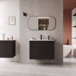 łazienka z czarnymi meblami