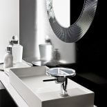 Linia Kartell by Laufen z baterią-półeczką, ROCA