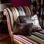 Linia Kimono to tkaniny składające się z mieszanki bawełny i jedwabiu, Monkwell. Aranżer