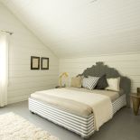 Łóżko musi być dopasowane do wielkości pomieszczenia.