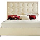 Łóżko king size z kolekcji Fusion od ALTAMODA ITALIA.